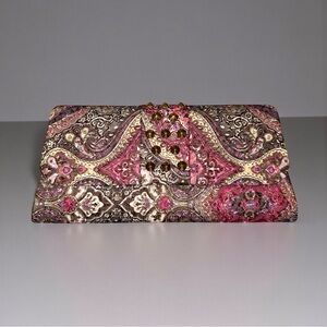 Elegant Paisley Clutch